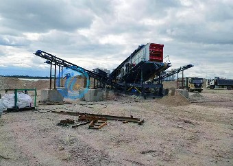 The Russian river sand screening project uses the SK1545-3 frame screening production line