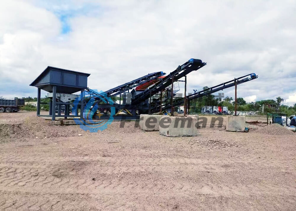 The Russian river sand screening project uses the SK1545-3 frame screening production line.